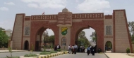 مقتل شخص واصابة 3 طلاب بانفجار استهدف كلية الآداب بجامعة صنعاء