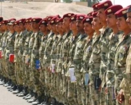 تزايد شكاوي المواطنين بقوات اللواء العاشر في نهب الأراضي في الحديدة والمحافظ يطالب وزير الدفاع برفعه من المديرية