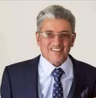 رئيس مركزية الاشتراكي يعزي برحيل الشيخ احمد محمد قردع