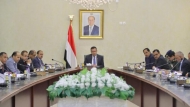 مجلس الوزراء يناقش تداعيات الإجراءات السعودية بحق المغتربين اليمنيين دون التطرق لأي معالجات لوضعهم