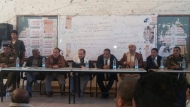 نقابة اعضاء هيئة التدريس بجامعة عمران تواصل تعليق الشارات الحمراء المطالبة بصرف الرواتب