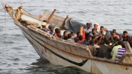 فقدان أكثر من 60 شخصاً إثر غرق سفينة قبالة سواحل اليمن