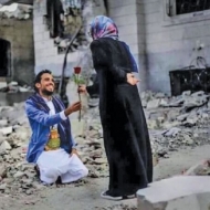 أماكن غير متوقعة للغرام في صنعاء عاصمة الظلام